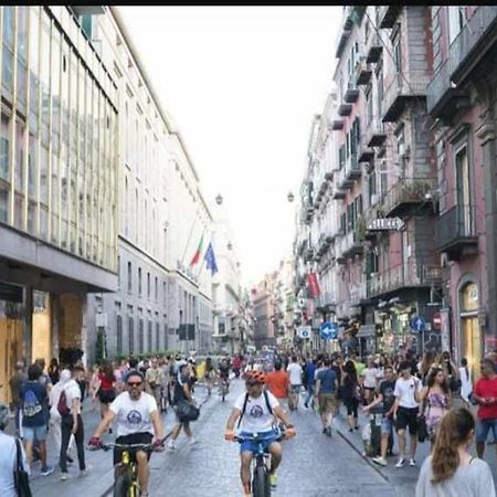 I Tre Re Via Toledo Νάπολη Εξωτερικό φωτογραφία